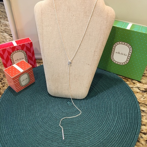 Stella & Dot Jewelry - Stella & Dot Triangle Lariat Necklace silver